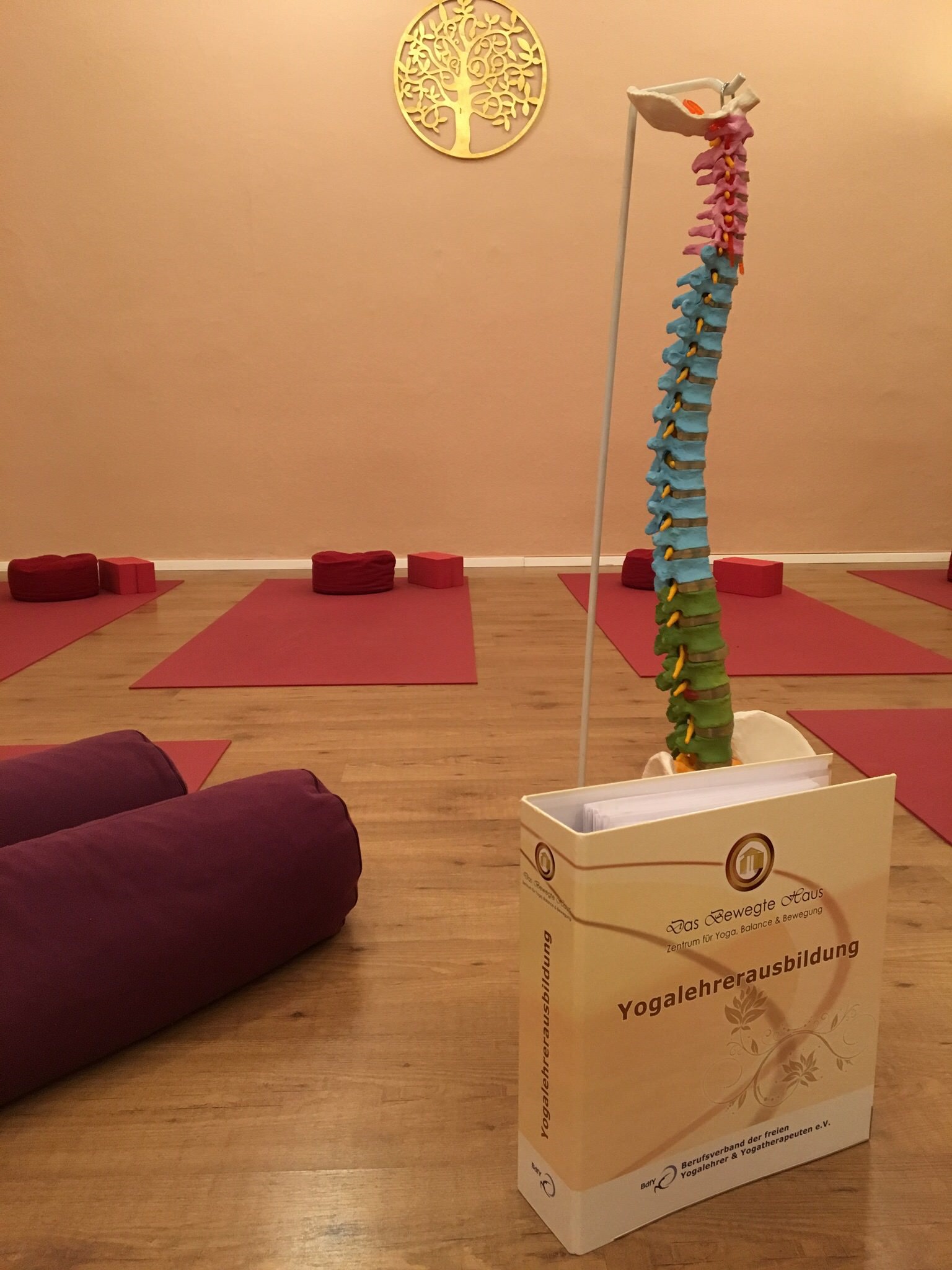Das Bewegte Haus - Yogalehrer Ausbildung