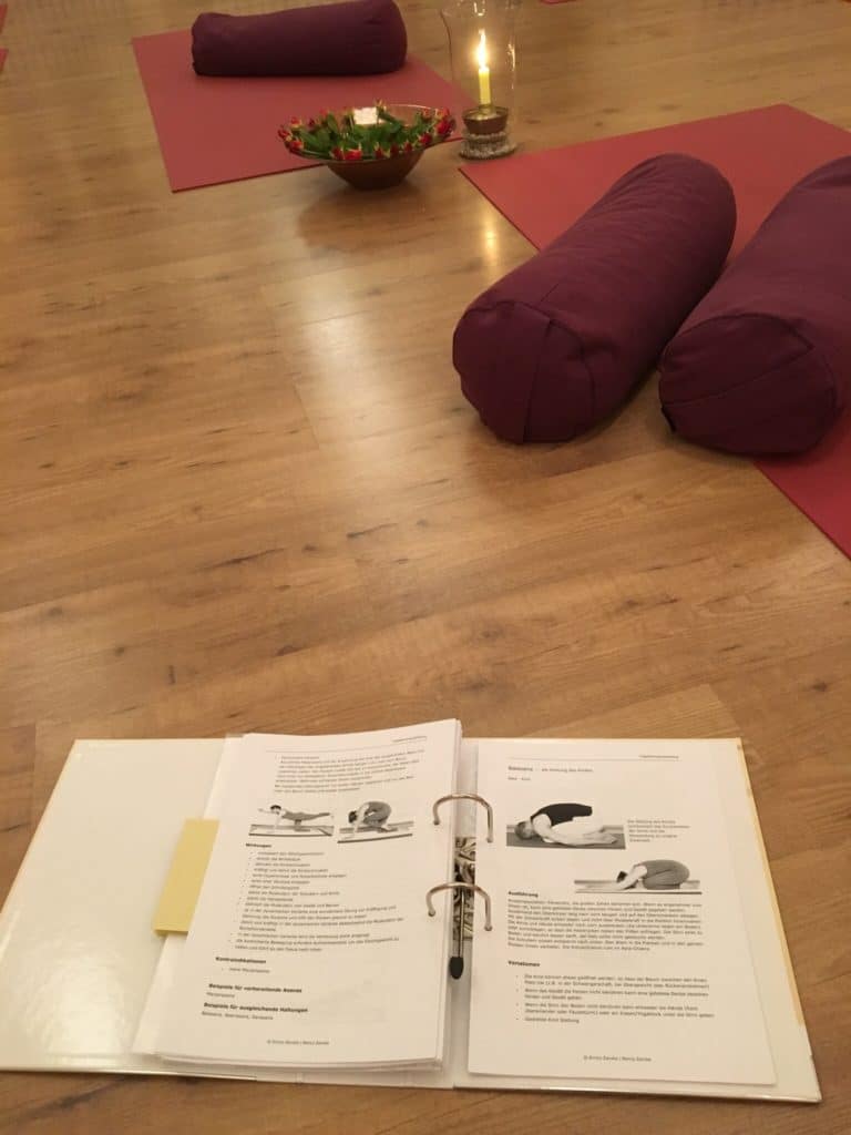 Ausbildung zum/zur Yogalehrer/in - Das Bewegte Haus